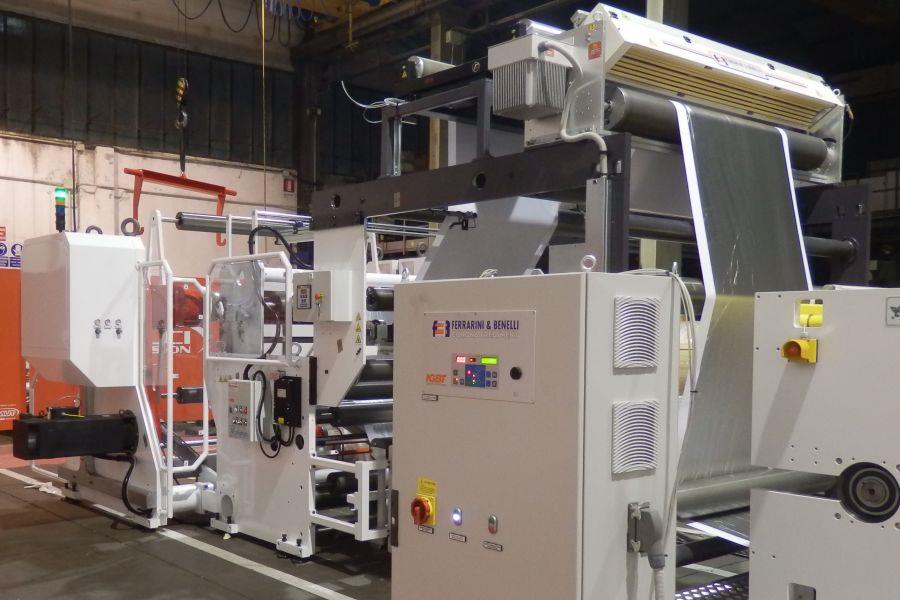 Traitement corona: revêtement par extrusion et laminage